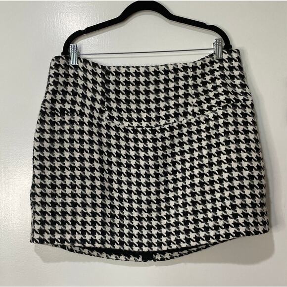 For Love & Lemons Bonnie Mini Skirt Black White Houndstooth Size 1X NWT - Picture 2 of 11